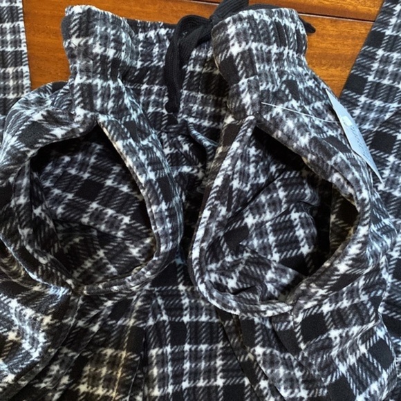 💚🆕 Fleece Sleep Pants - Picture 9 of 14